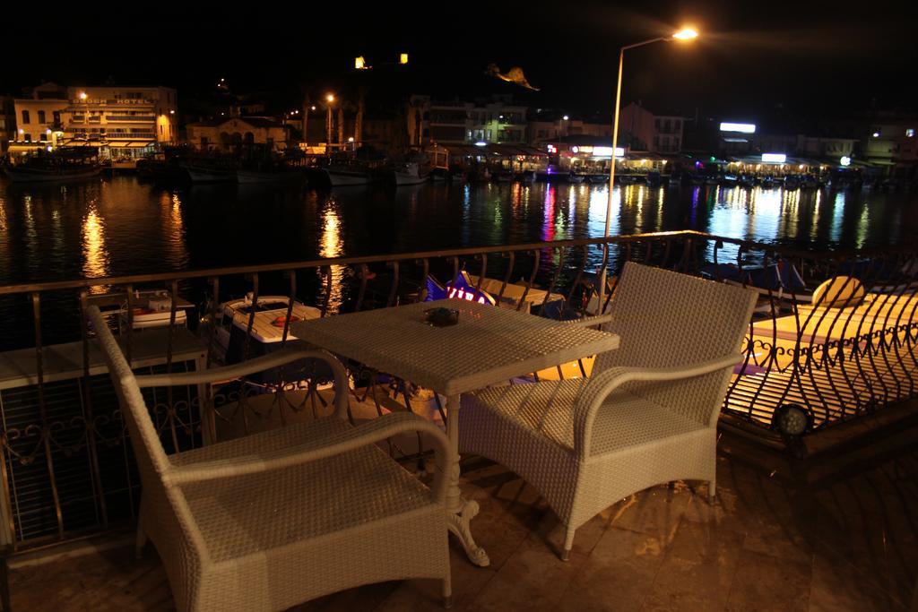Huri & Nuri Hotel (Adults Only) โฟชา ภายนอก รูปภาพ