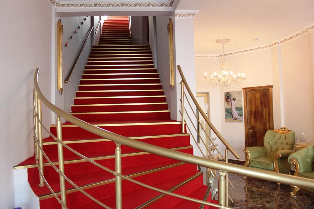 Huri & Nuri Hotel (Adults Only) โฟชา ภายนอก รูปภาพ