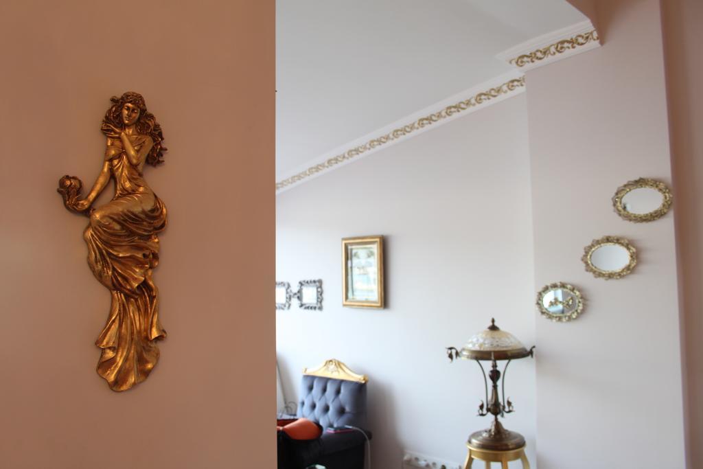 Huri & Nuri Hotel (Adults Only) โฟชา ภายนอก รูปภาพ