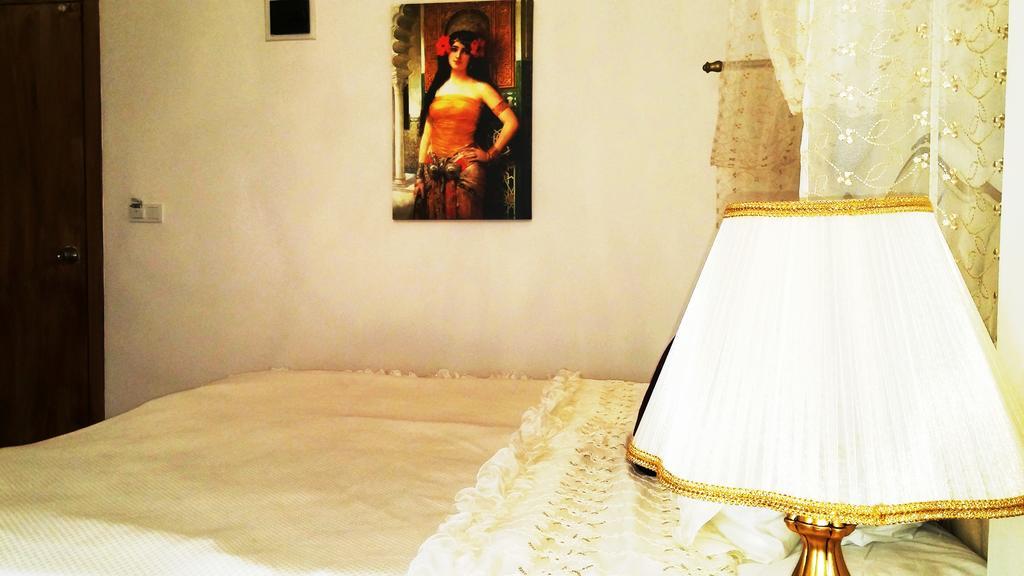 Huri & Nuri Hotel (Adults Only) โฟชา ภายนอก รูปภาพ